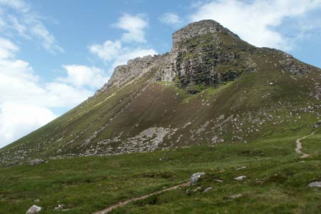 Stac Pollaidh seen from approach path