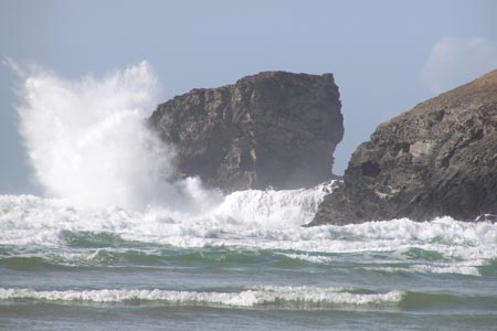 A heavy swell at Porthcothan