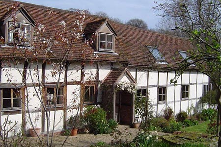 Timbered cottage in the hamlet of Whiteleaved Oak