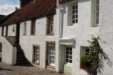 Culross - cobbled street and cottages