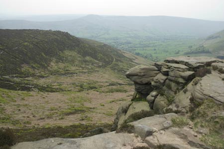 Ringing Roger seen from the main edge path on Kinder