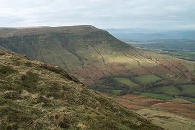 Twmpa viewed from Hay Bluff