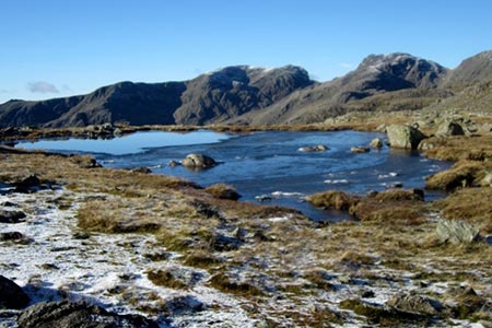 Three Tarns col between the Crinkle Crags and Bowfell