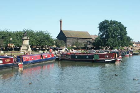 The main river basin in the centre of Stratford-upon-Avon