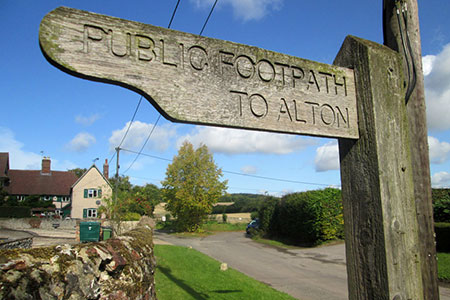 Public footpath to Alton sign
